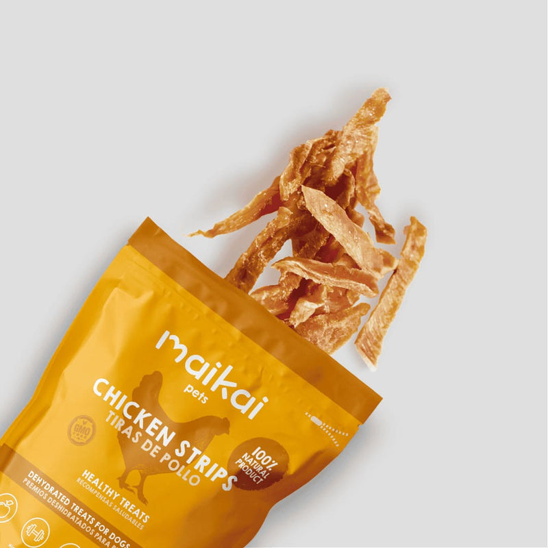 Chuches de tiras de pollo Maikai Pets para perros y gatos, snack natural y saludable, rico en proteínas, perfecto como premio o complemento en la dieta diaria de tu mascota.